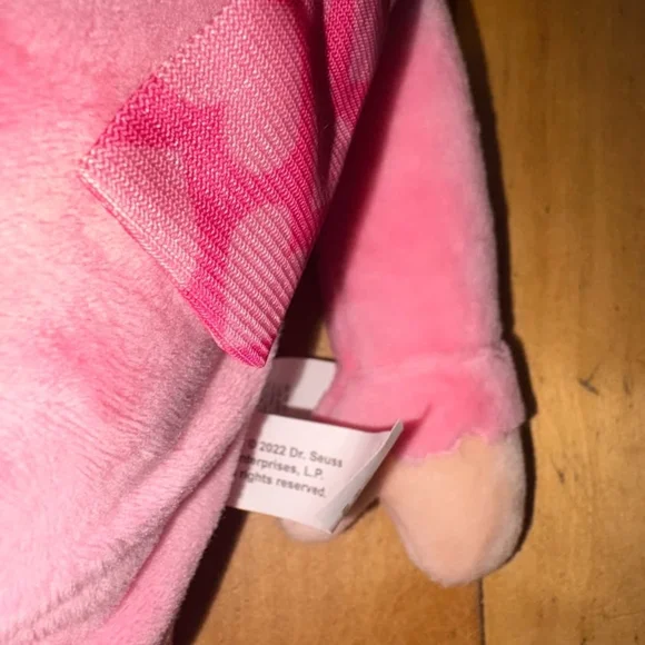 Cindy Lou Who Dr. Seuss Christmas Plush Doll with Yellow Hair - Picture 3 of 8